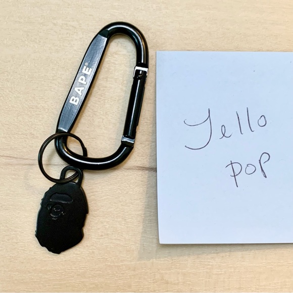 🖤 A bathing ape Bape black metal keychain stocking stuffers - Picture 3 of 4
